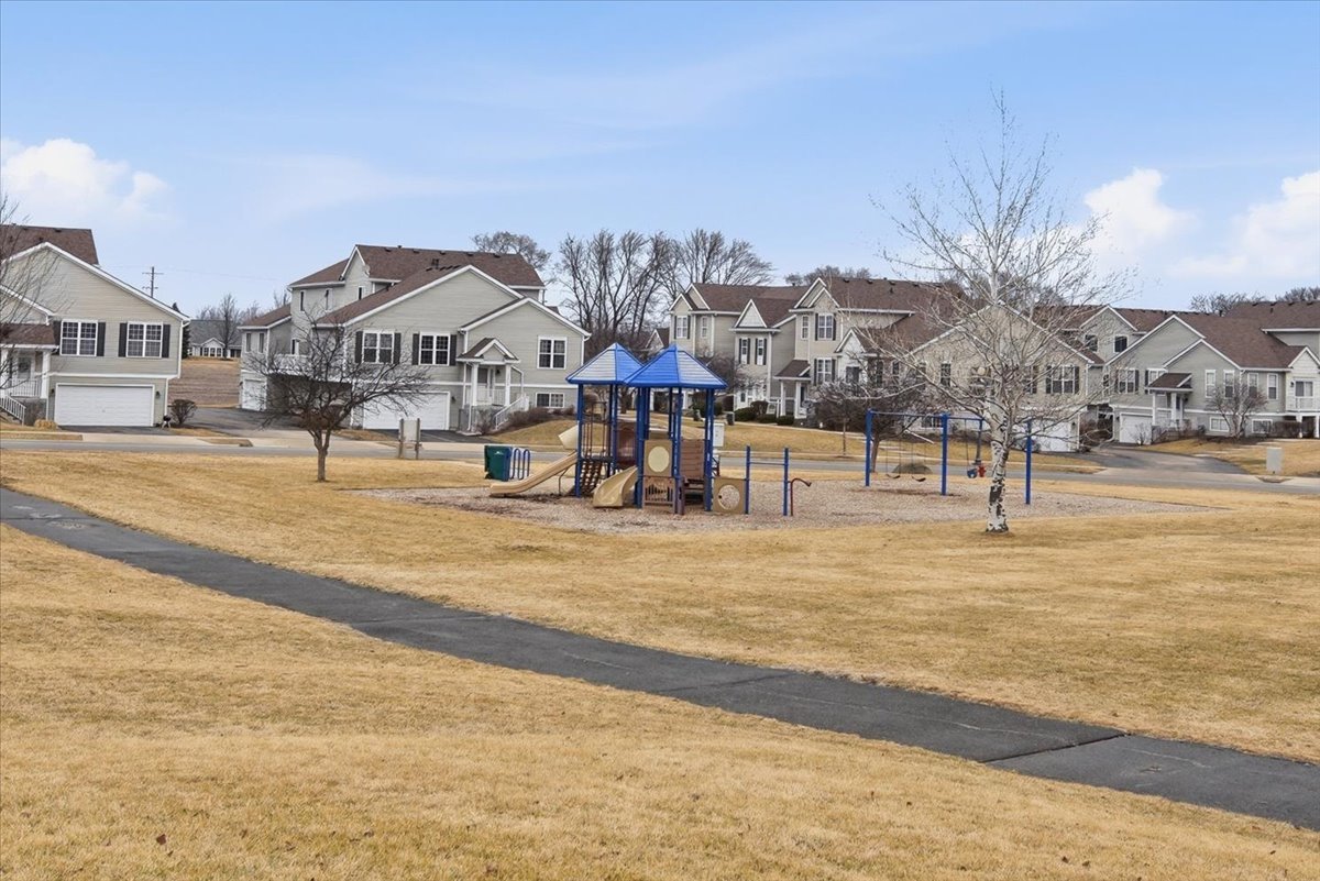 1731 Fieldstone Drive Property Photo 17