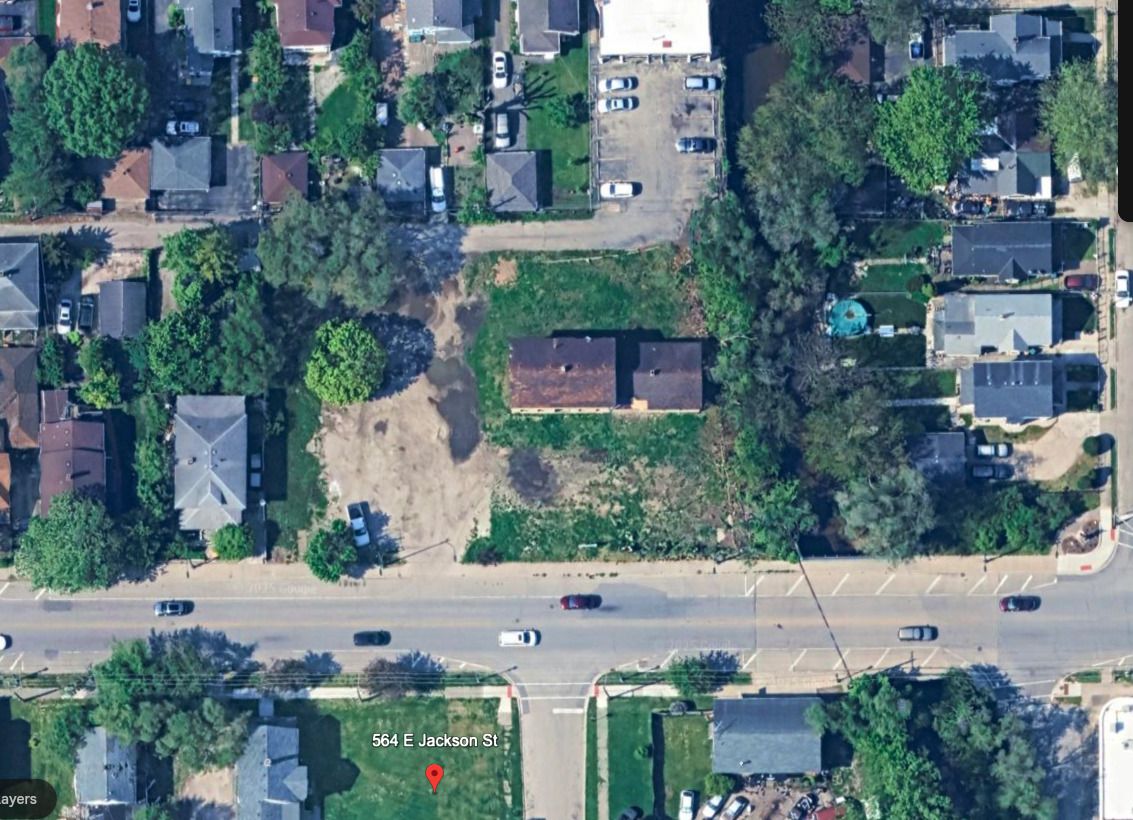 557 E Jackson Street Property Photo 8