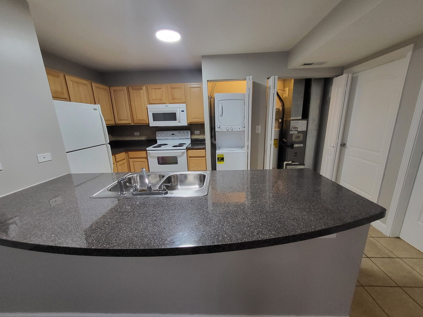 3447 S Ridgeland Avenue 103 Property Photo 5