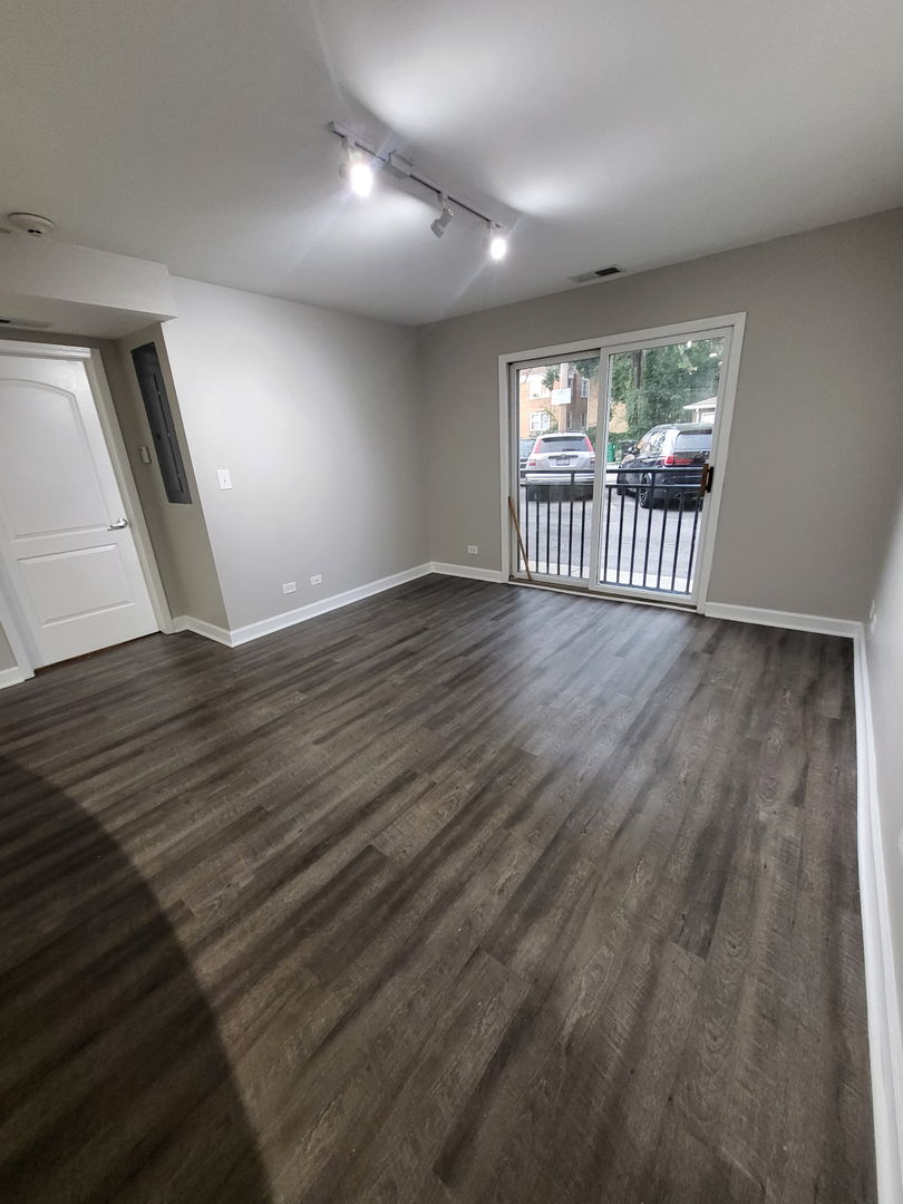 3447 S Ridgeland Avenue 103 Property Photo 10