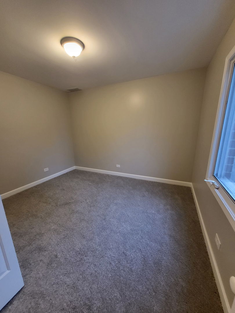 3447 S Ridgeland Avenue 103 Property Photo 13