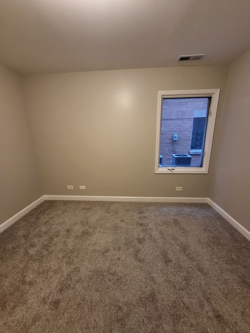 3447 S Ridgeland Avenue 103 Property Photo 17