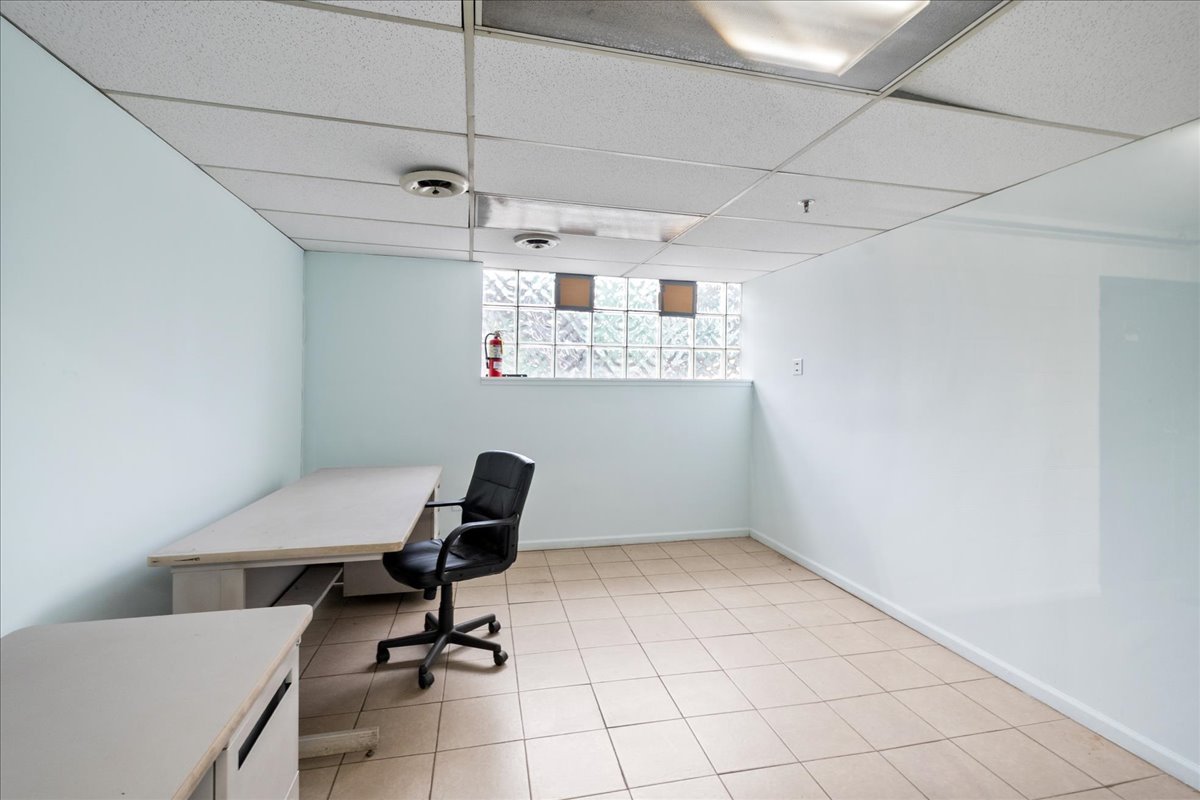 12574477 Property Photo 9