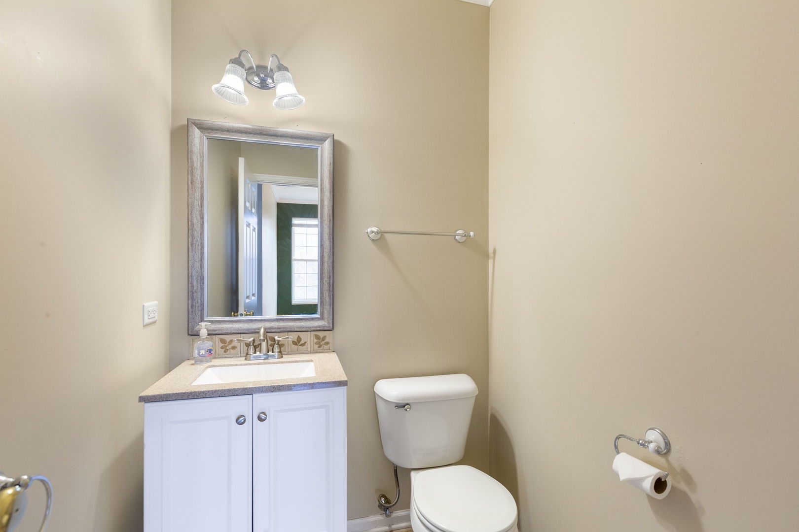 787 Thornbury Court Property Photo 15