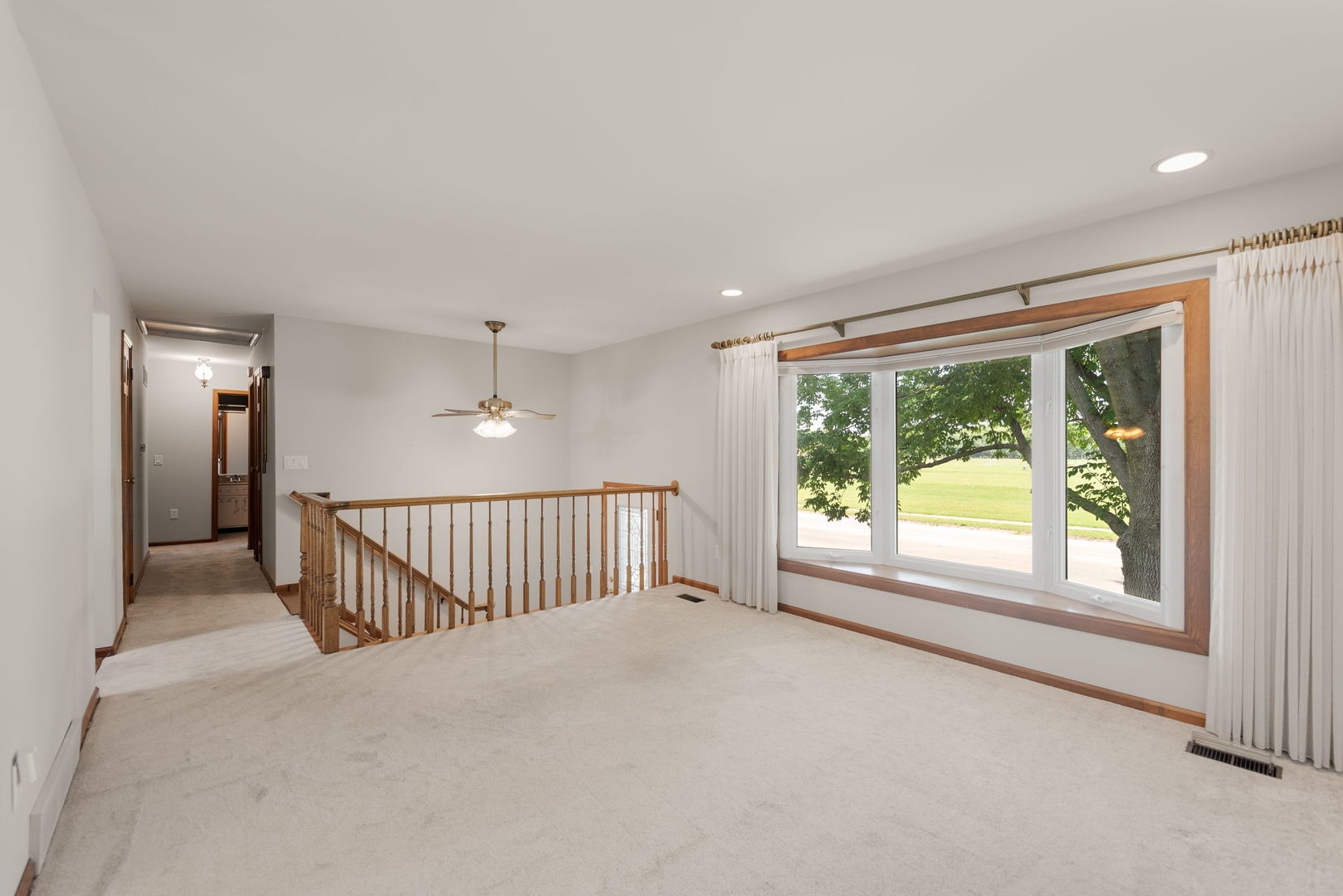 839 S Curtis Avenue Property Photo 4