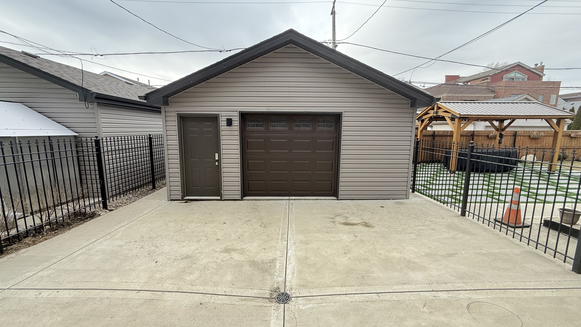 3422 S Normal Avenue Property Photo 48