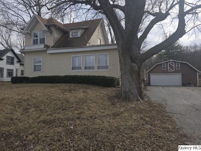 670 E 1st Street Property Photo 1