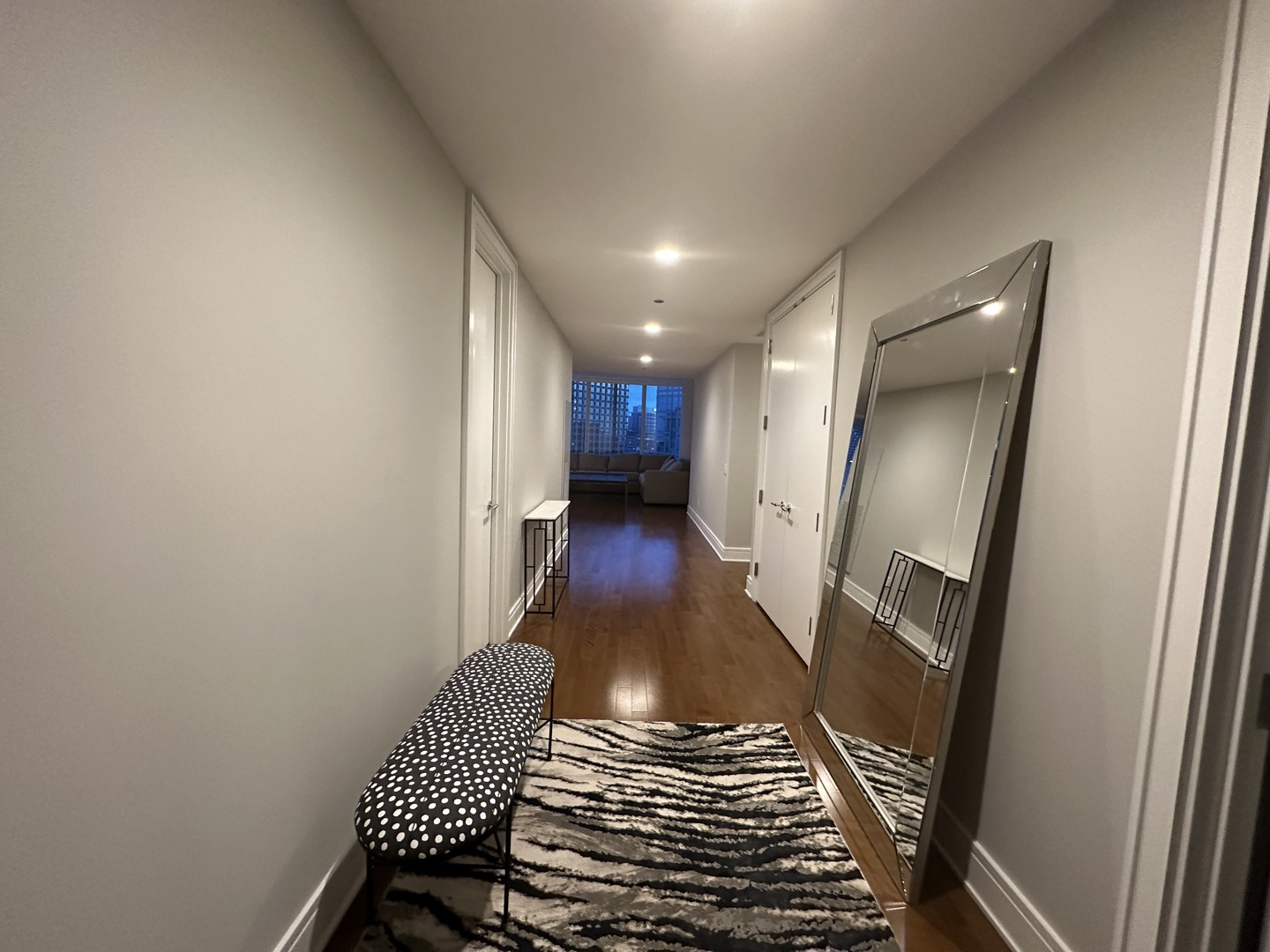 401 N Wabash Avenue 32h Property Photo 12