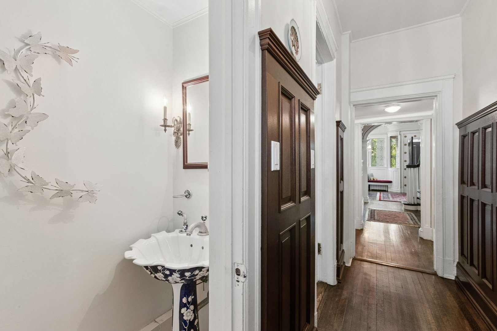 1616 Forest Place Property Photo 35