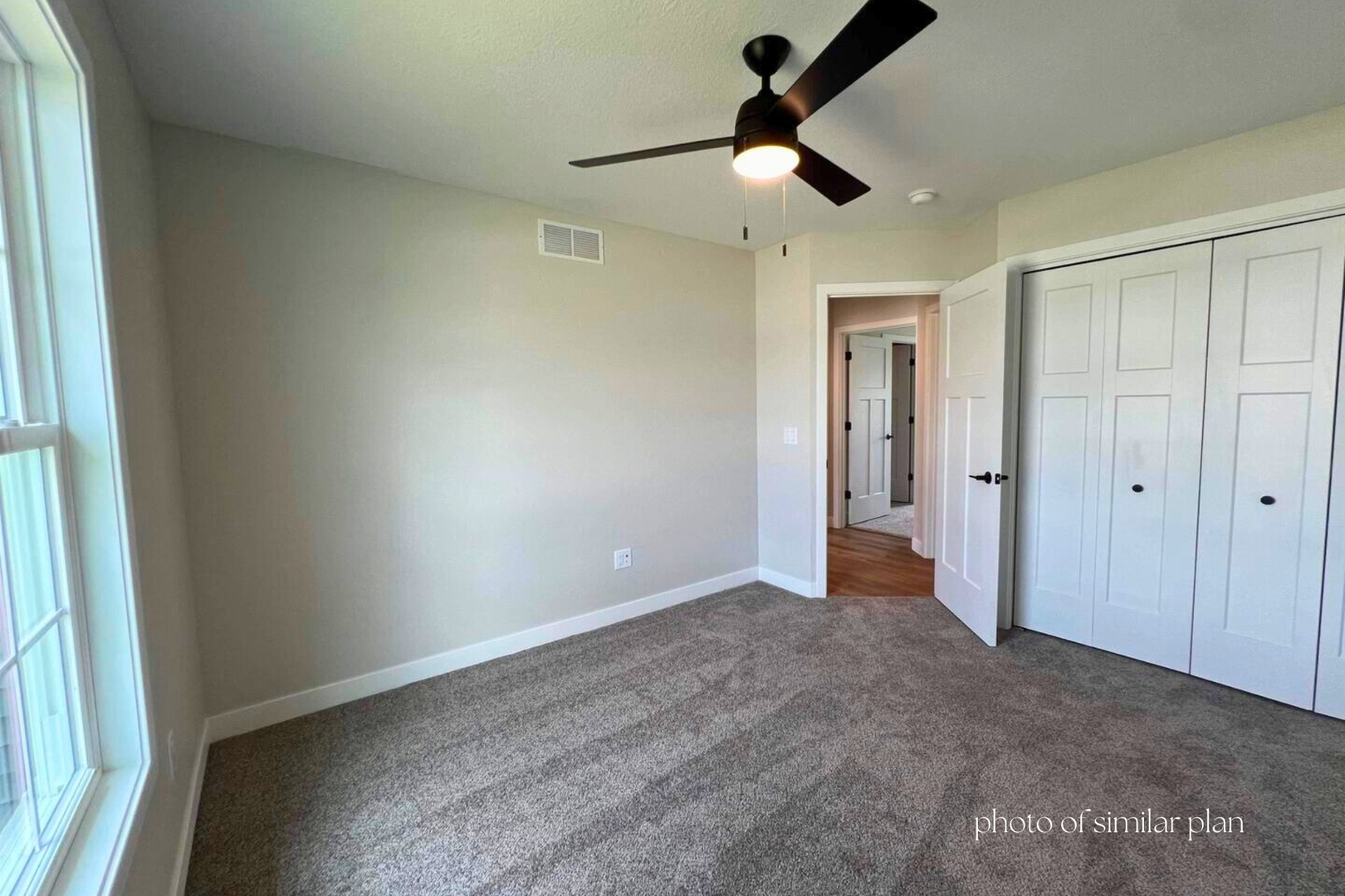1821 Redbud Circle Property Photo 17