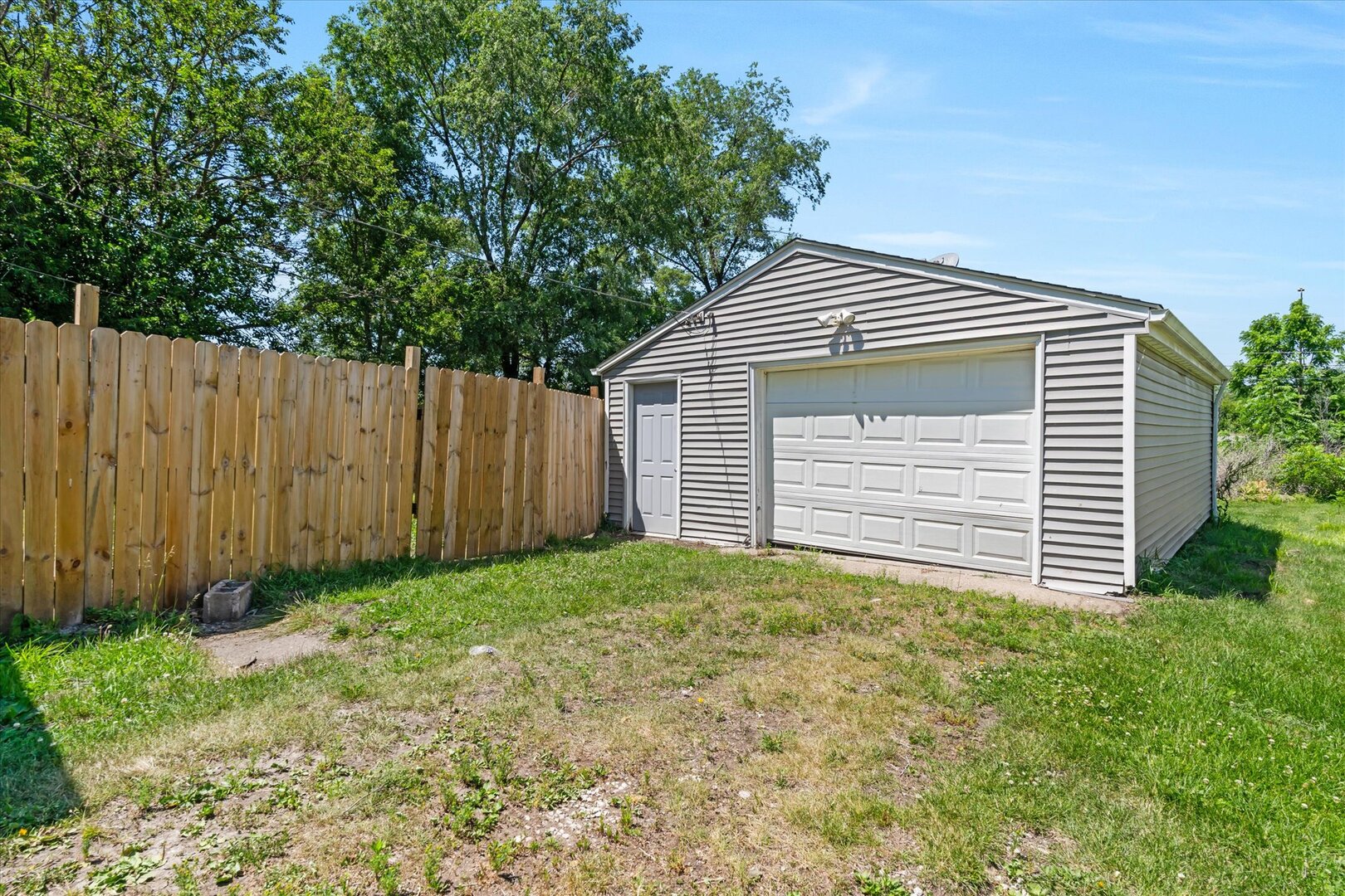 3229 66th Avenue Property Photo 4