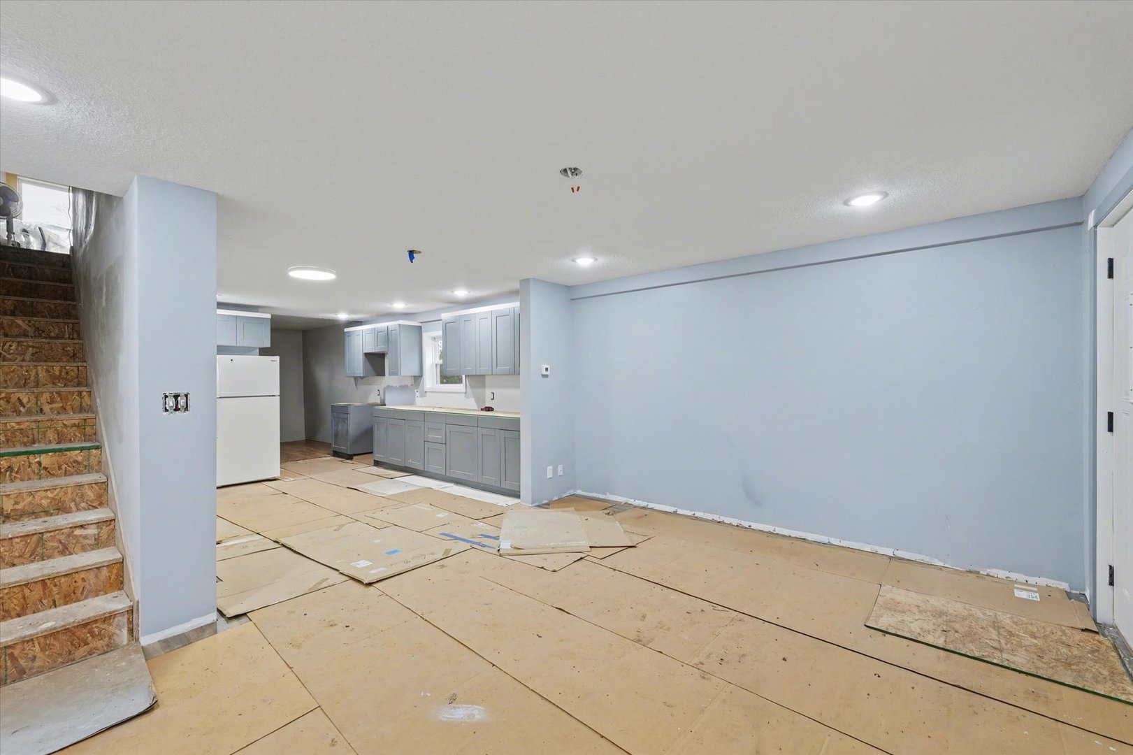 225 E Pine Street Property Photo 10