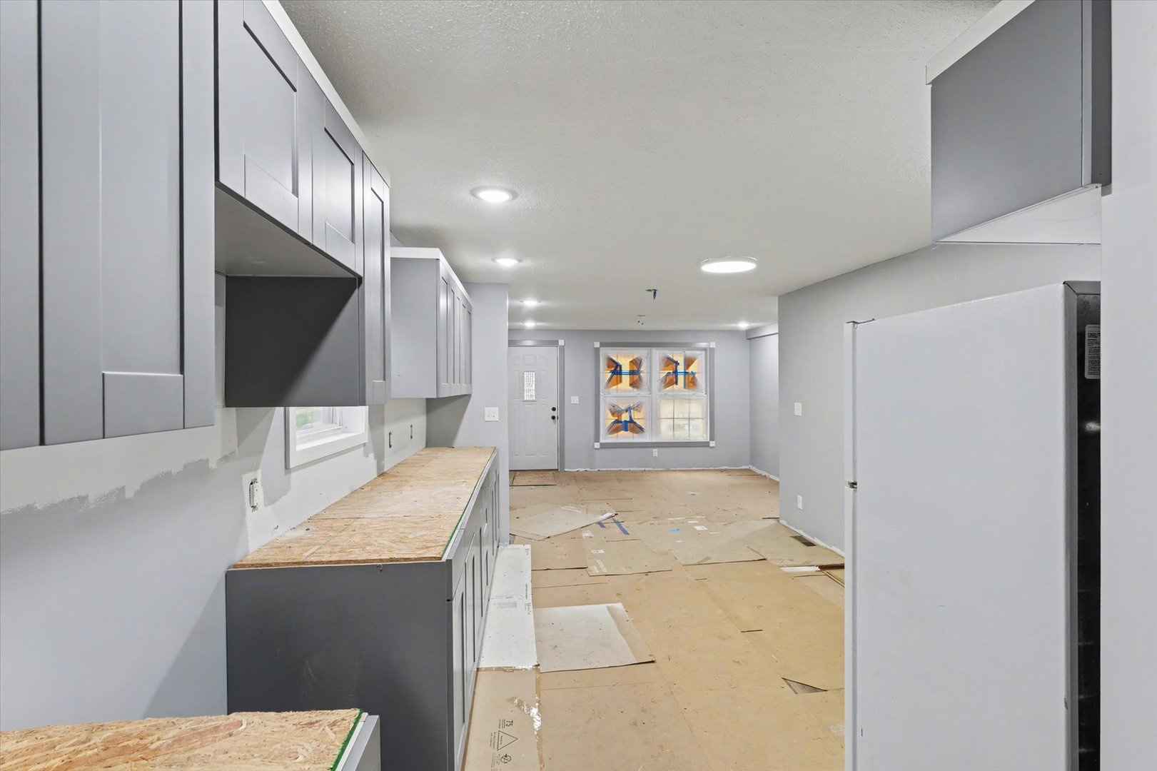 225 E Pine Street Property Photo 13