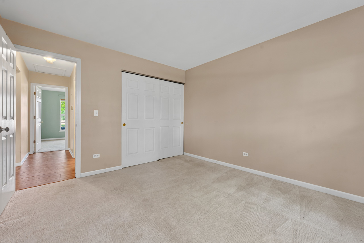 12575314 Property Photo 25