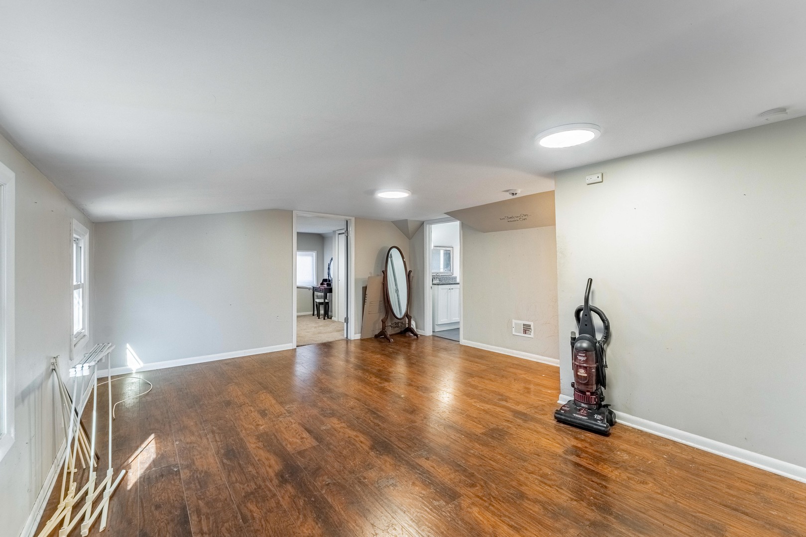 204 S Roy Avenue Property Photo 11