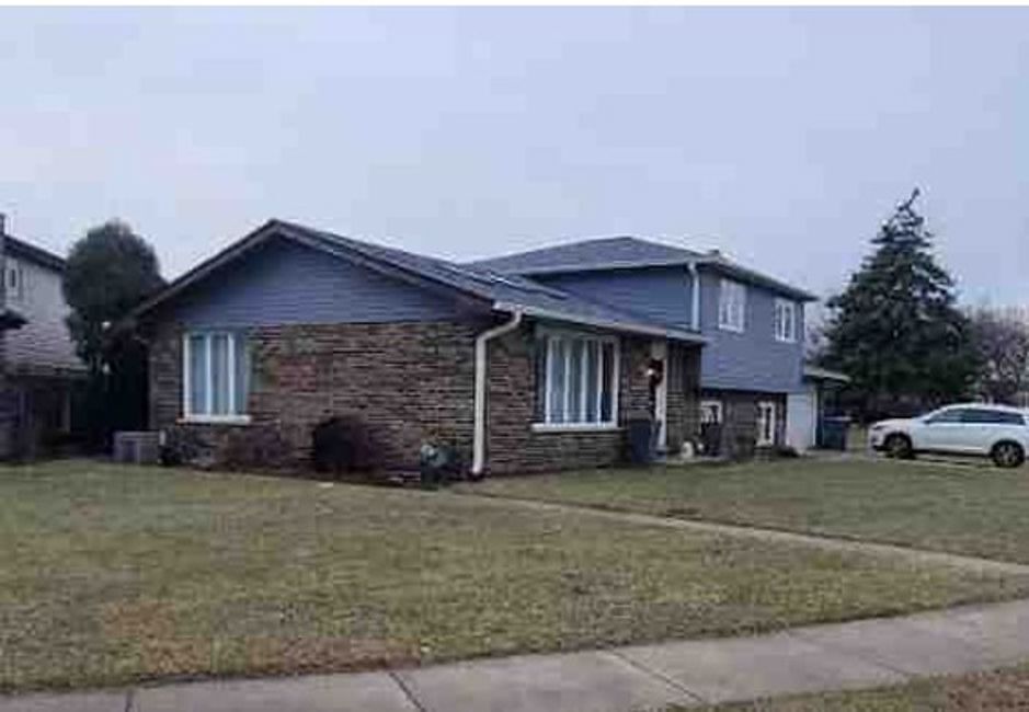 12818 S Blossom Drive Property Photo 3