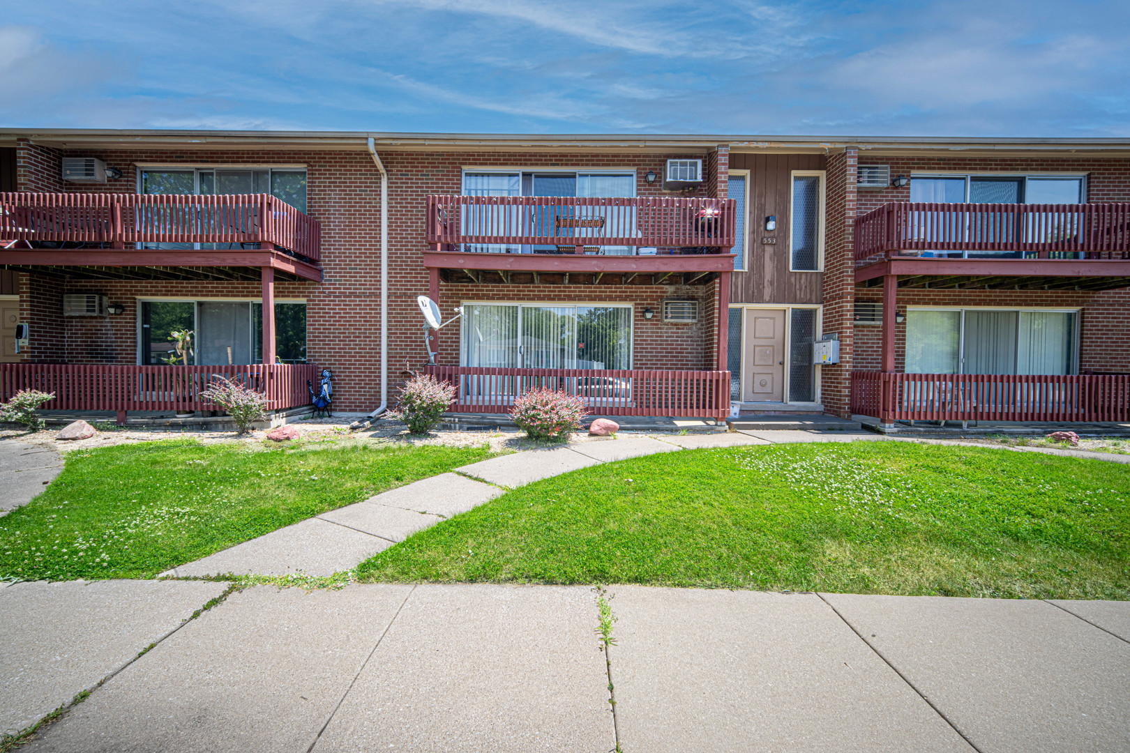 553 N Carroll Parkway 1D Property Photo 1