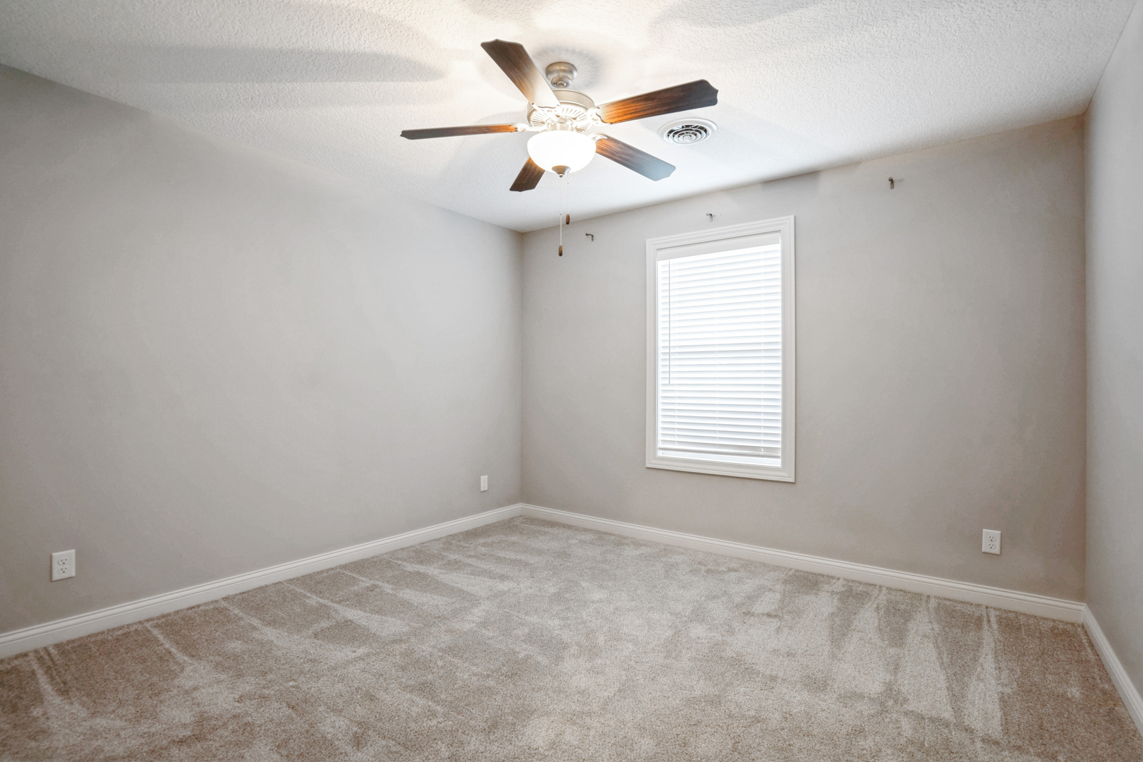 4539 E Slate Creek Drive Property Photo 13