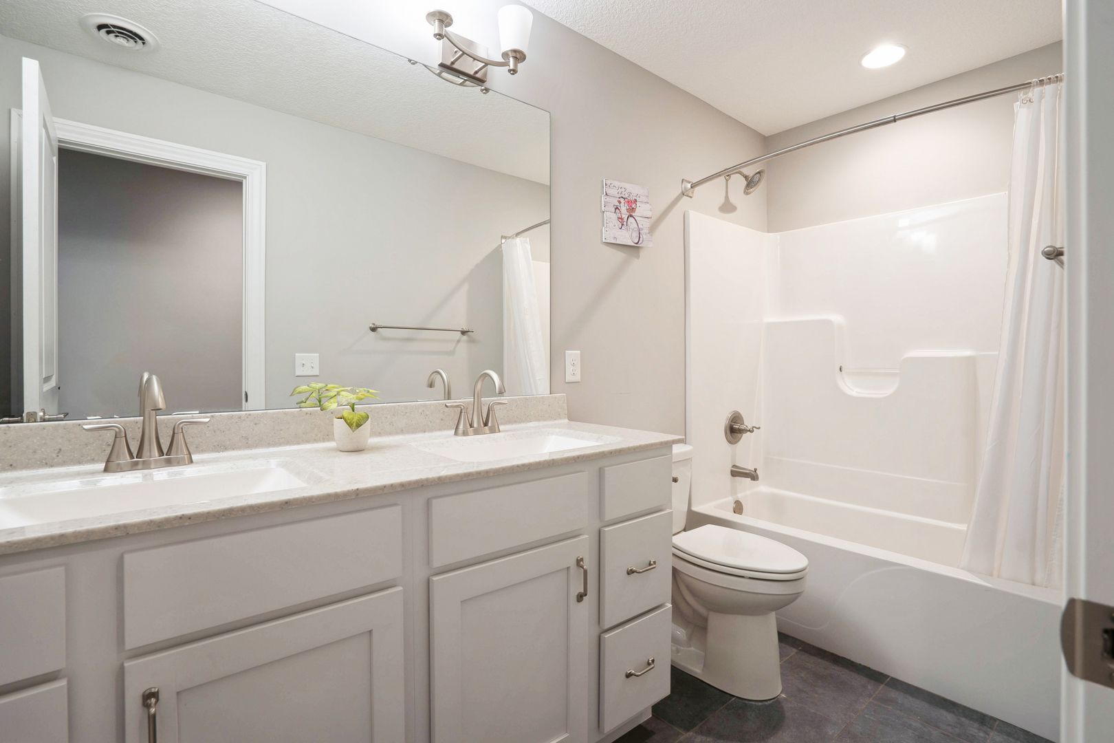 4539 E Slate Creek Drive Property Photo 15
