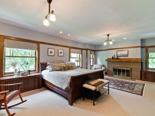 1201 E 56th Street Property Photo 14