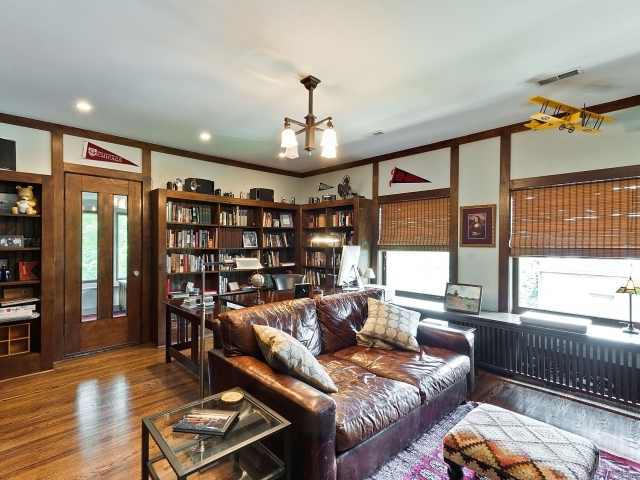 1201 E 56th Street Property Photo 20