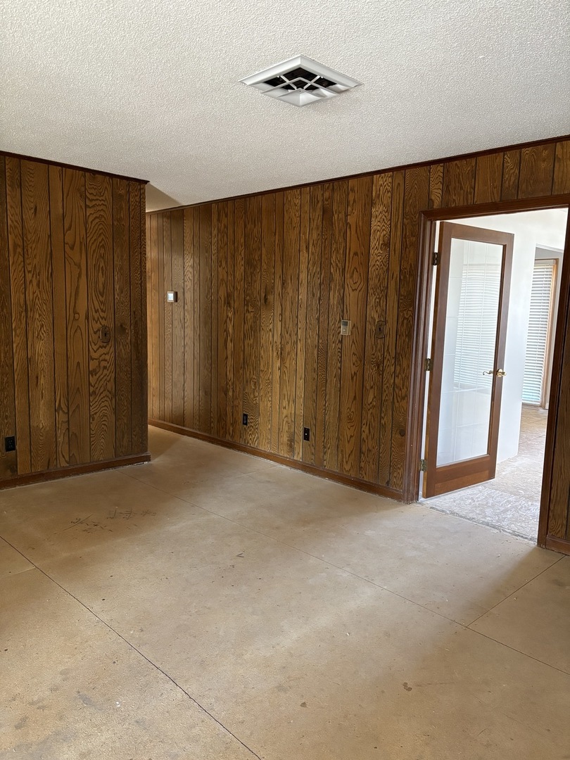 707 E Boulevard Street Property Photo 14