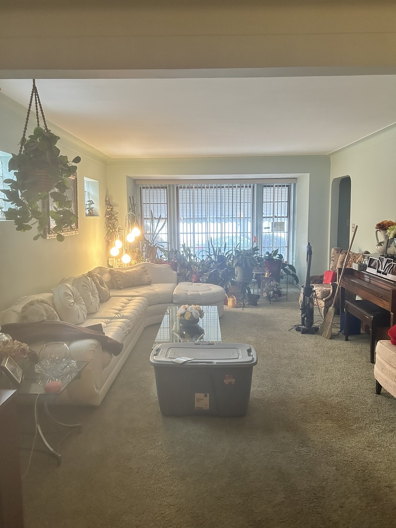 8731 S Clyde Avenue Property Photo 2