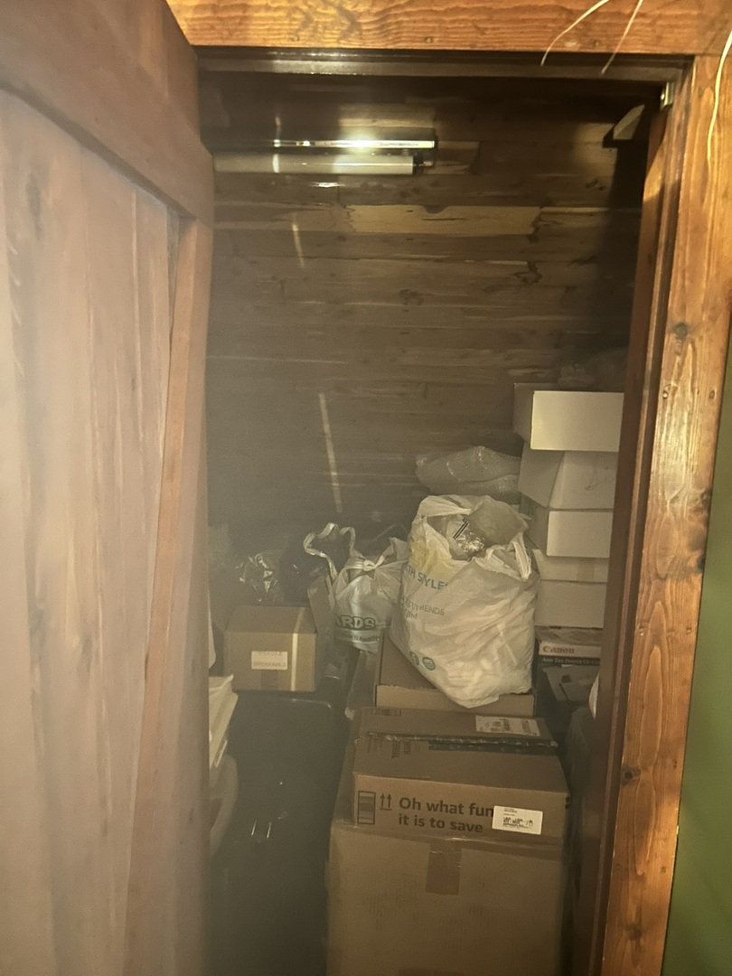 8731 S Clyde Avenue Property Photo 11