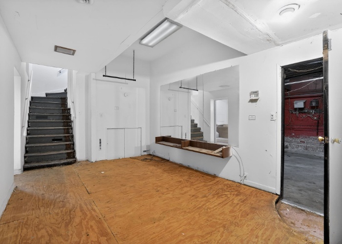 12576290 Property Photo 14