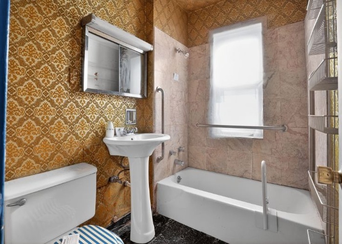 12576290 Property Photo 18