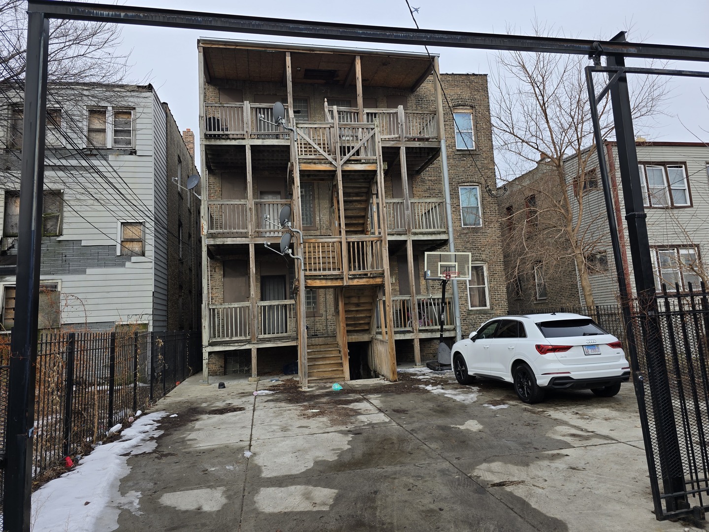7317 S Union Avenue Property Photo 19