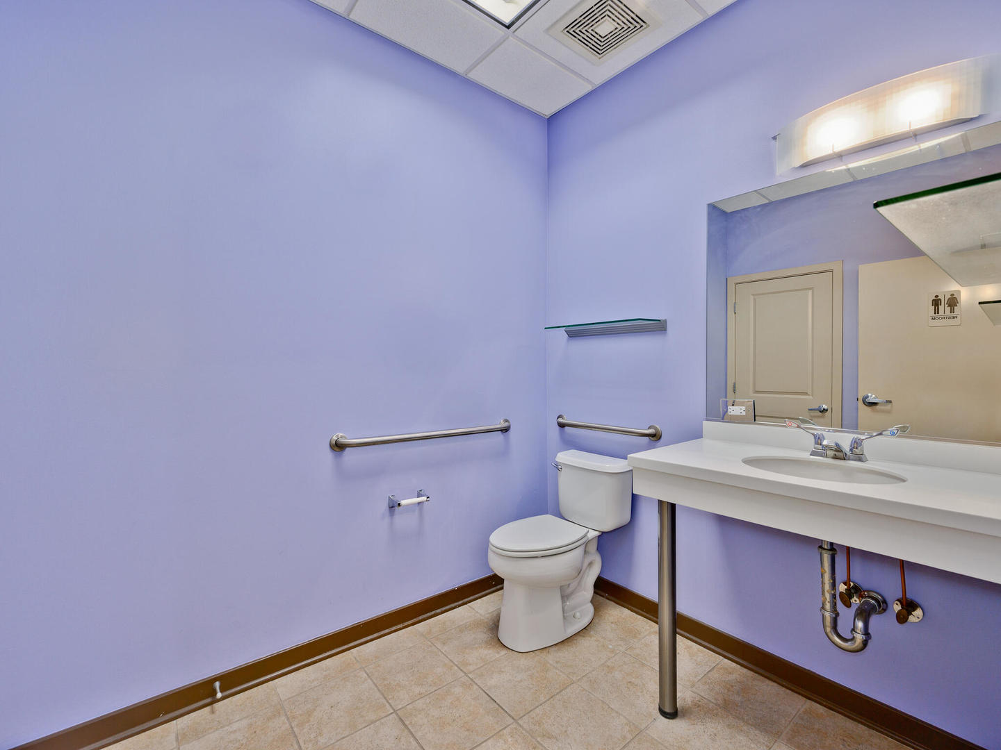 5582 N Lincoln Avenue C2 Property Photo 9