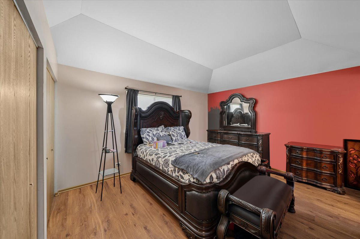 22979 Eastwind Drive Property Photo 12