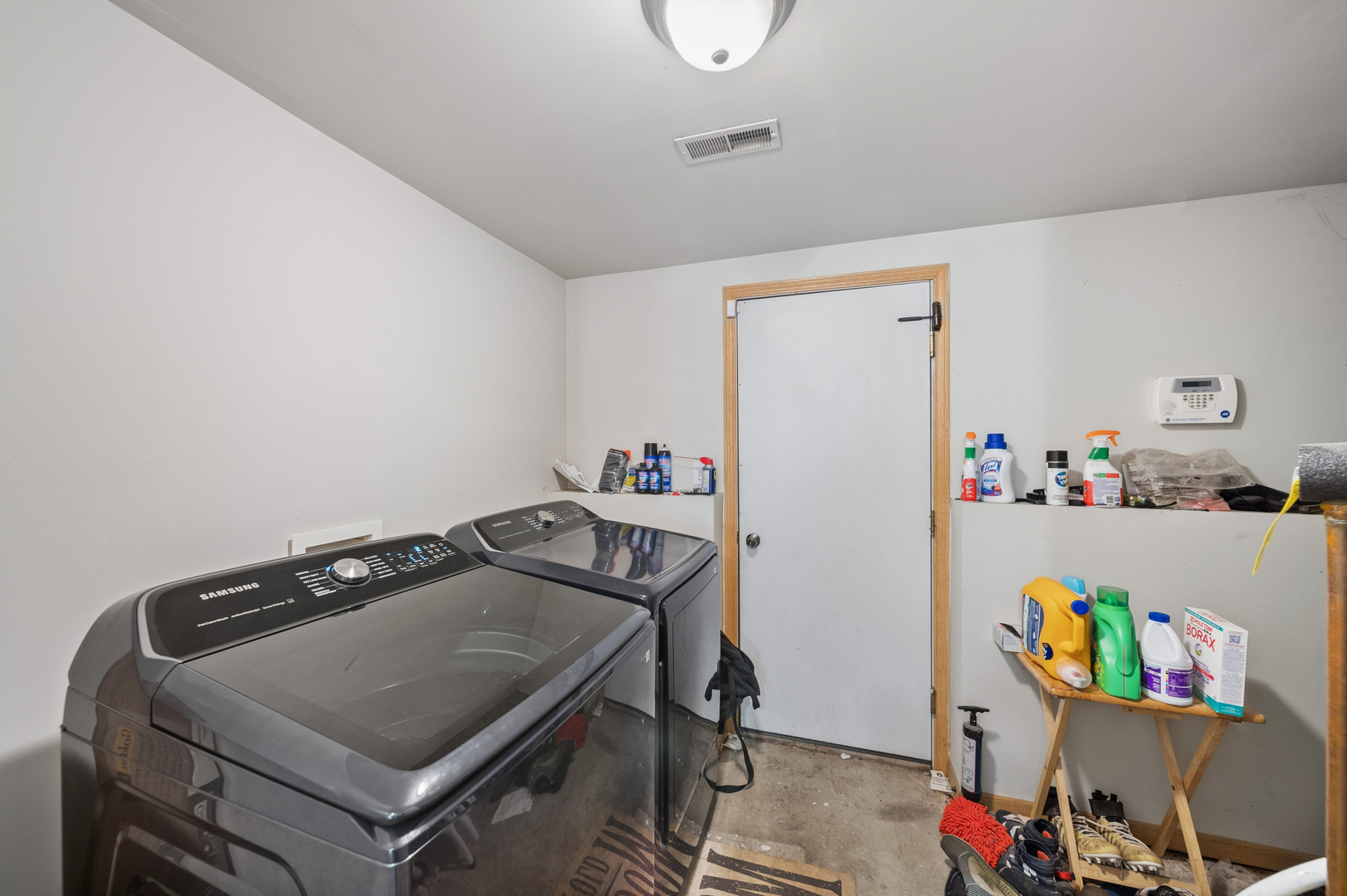 22979 Eastwind Drive Property Photo 19