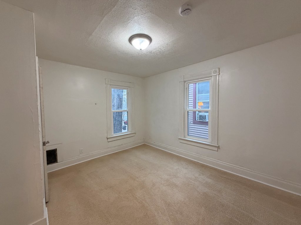 718 17th Street Property Photo 18