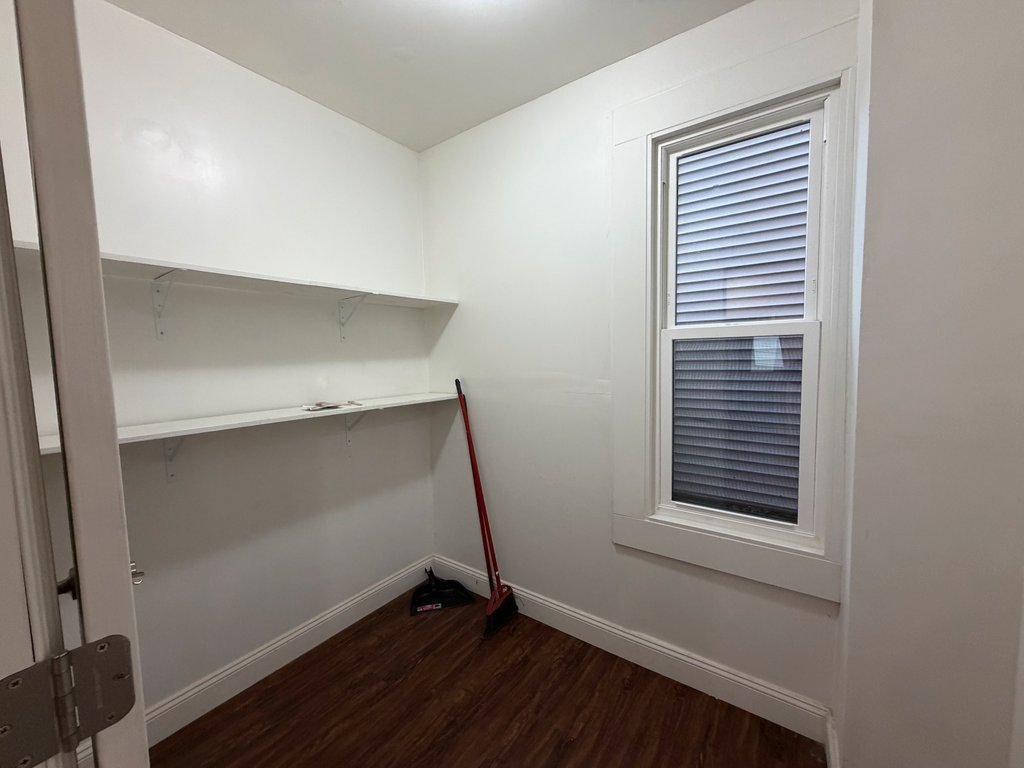 718 17th Street Property Photo 28