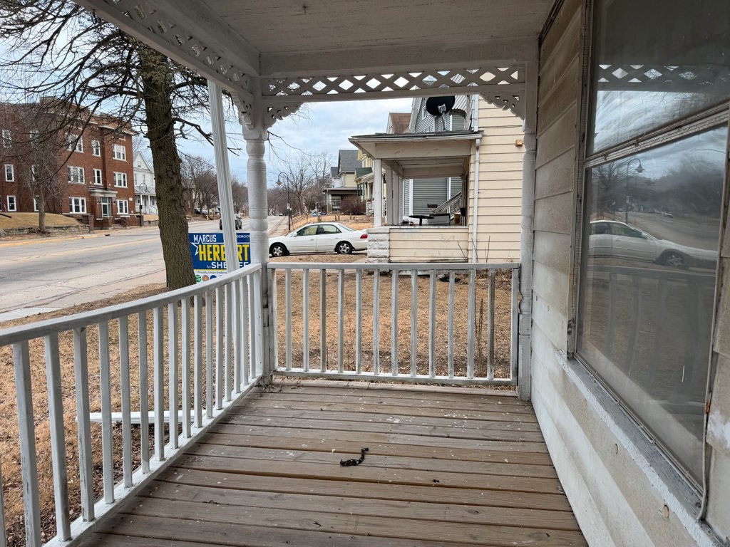 718 17th Street Property Photo 31