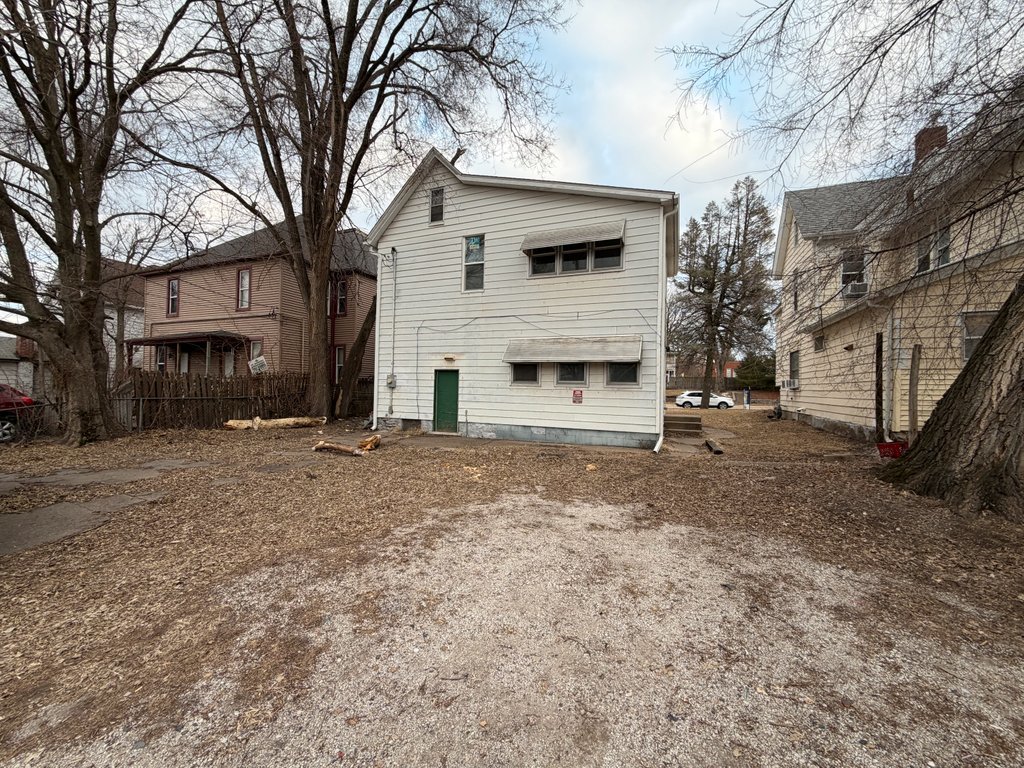 718 17th Street Property Photo 33