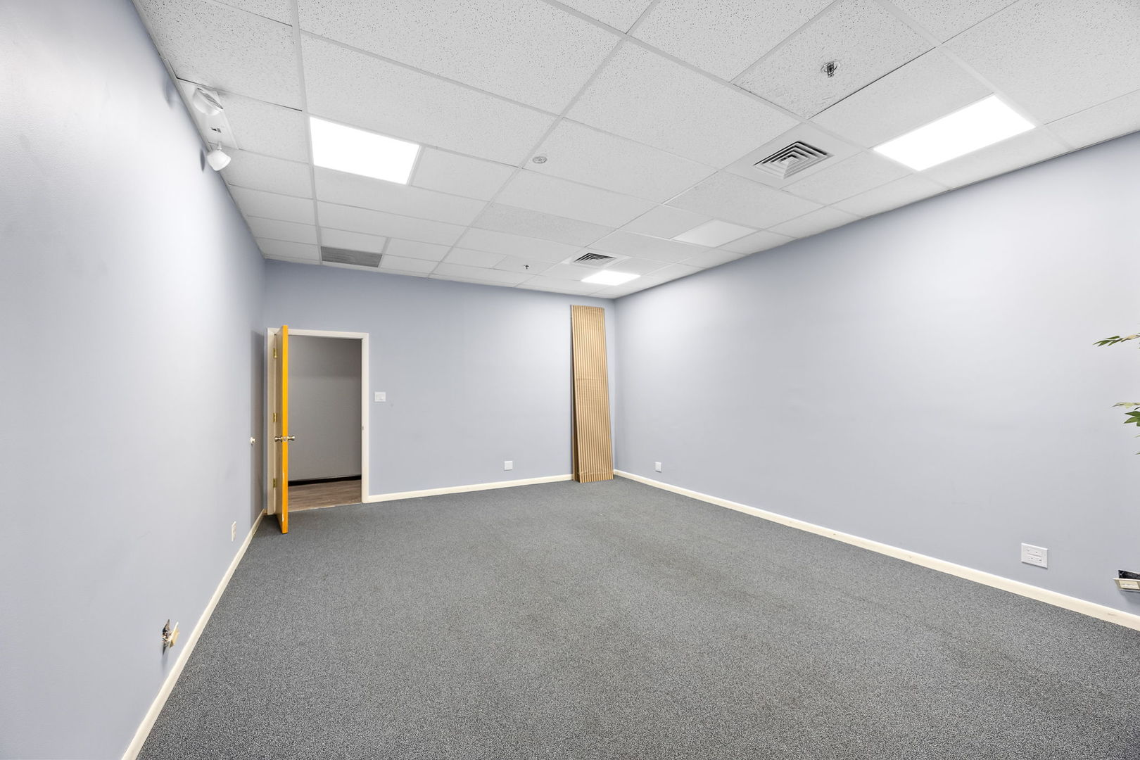 1333 S Schoolhouse Road Property Photo 8