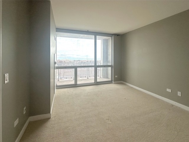 1841 S Calumet Avenue 706 Property Photo 6