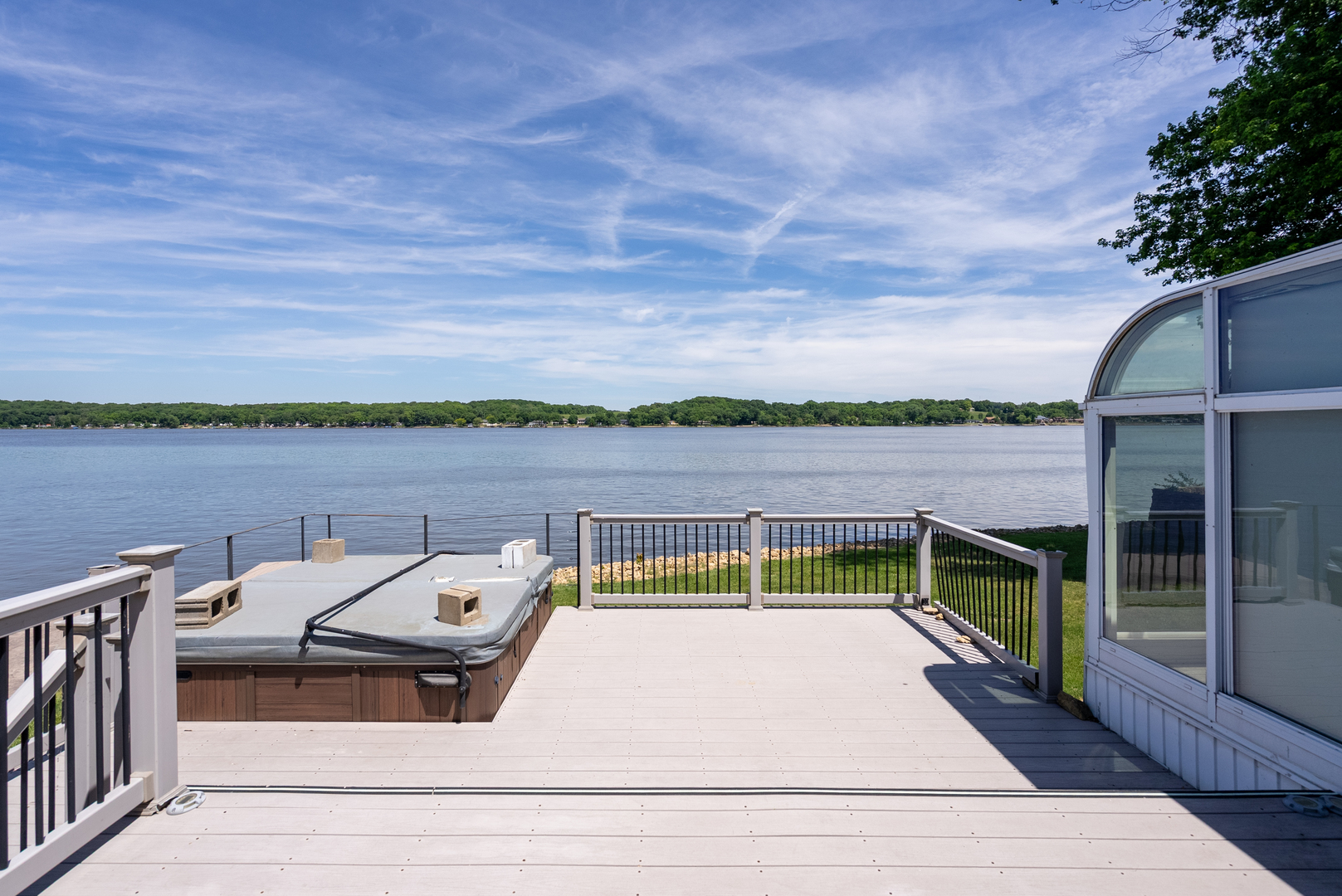 22799 Great River Road Property Photo 5