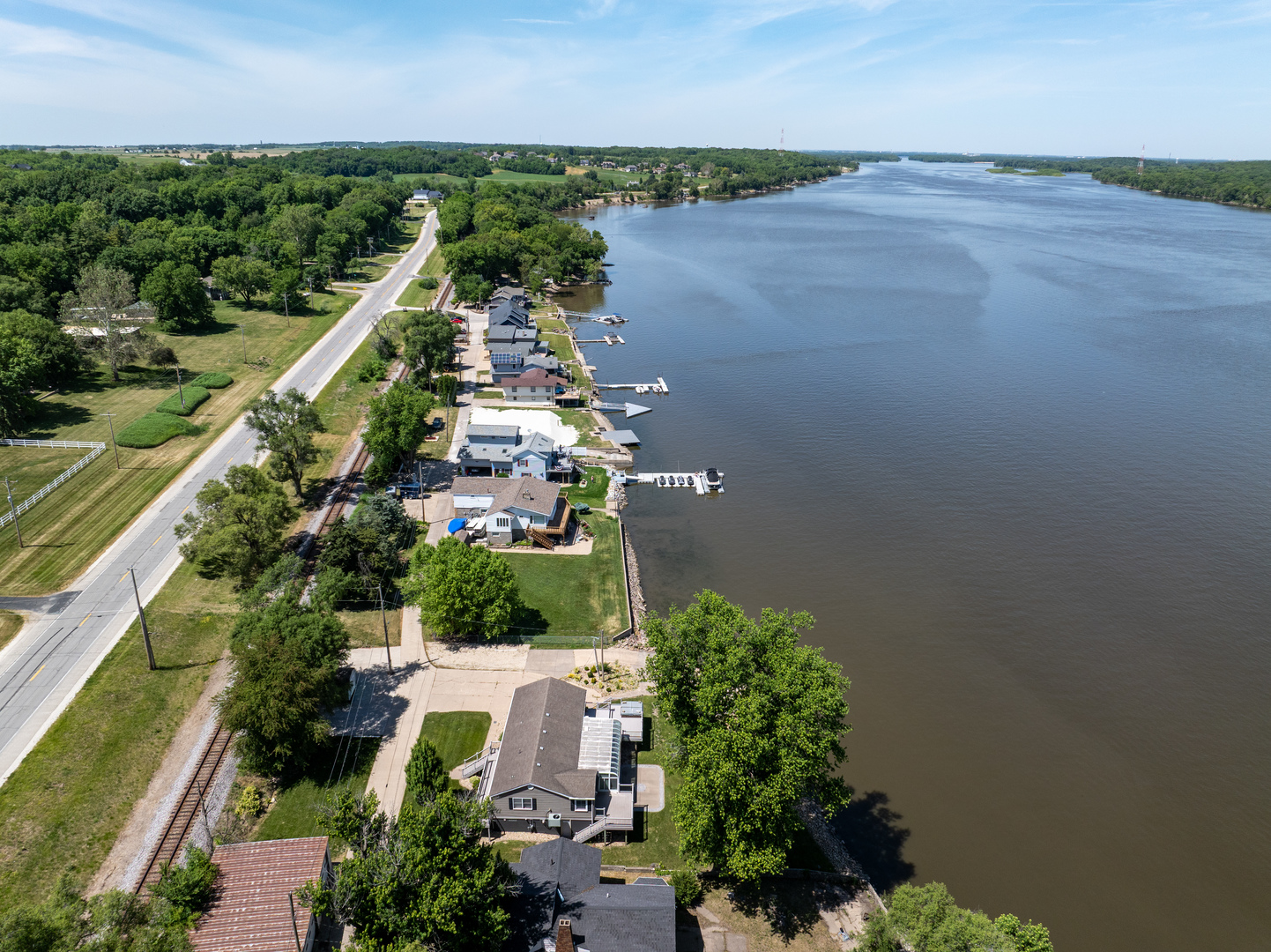 22799 Great River Road Property Photo 7