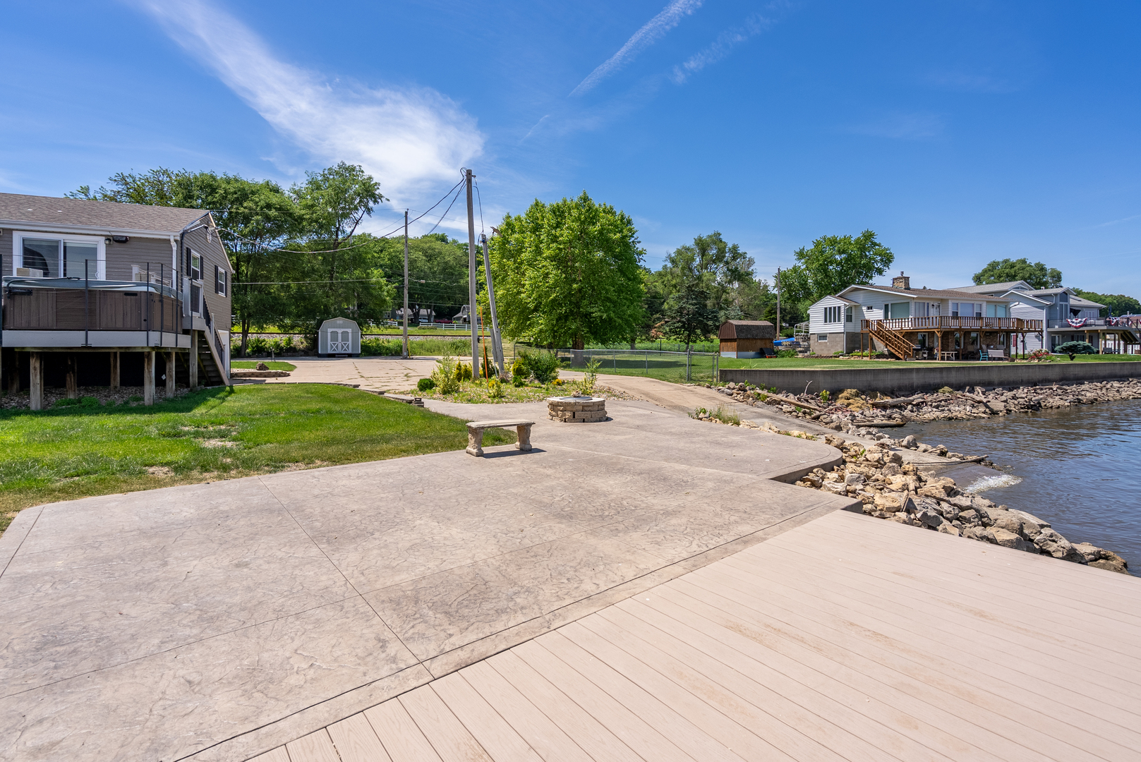 22799 Great River Road Property Photo 9