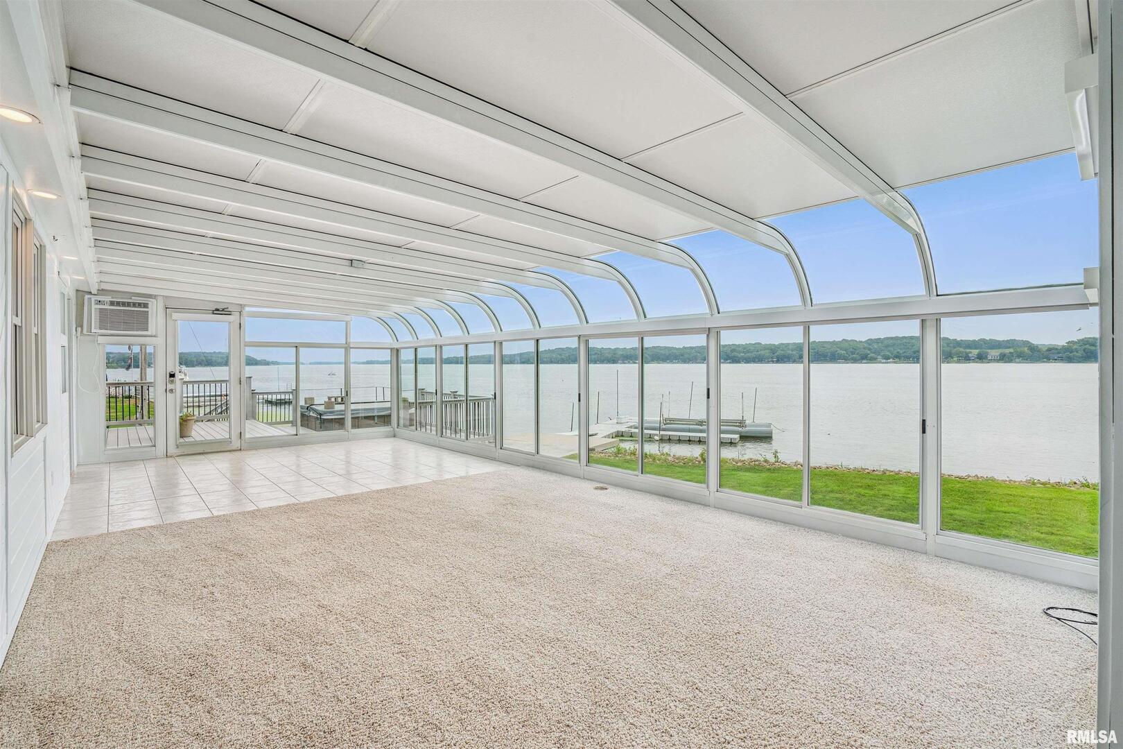 22799 Great River Road Property Photo 10