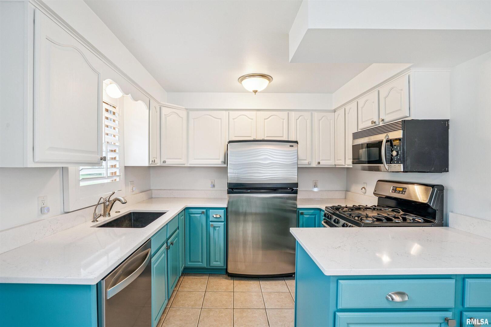 22799 Great River Road Property Photo 11