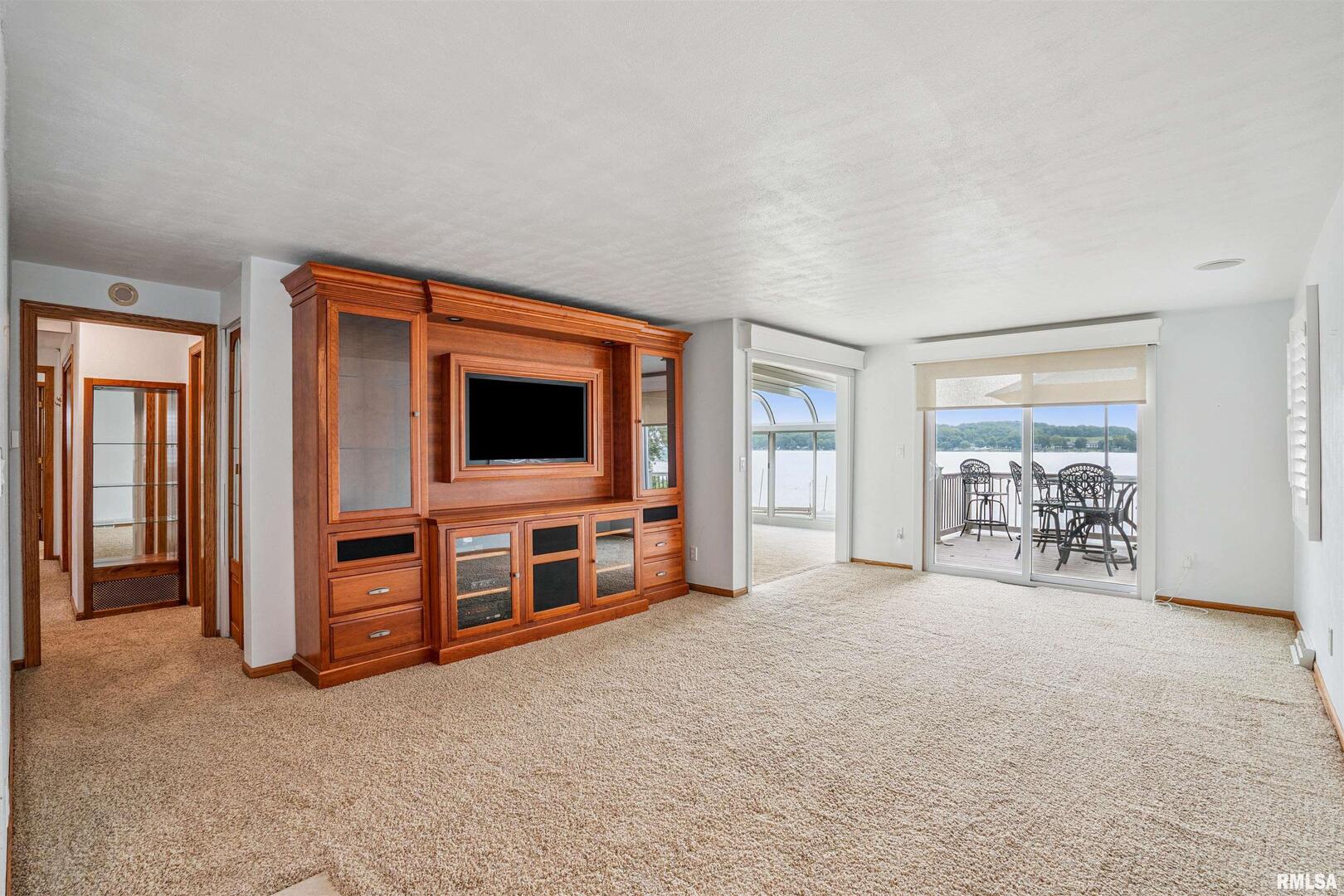 22799 Great River Road Property Photo 14
