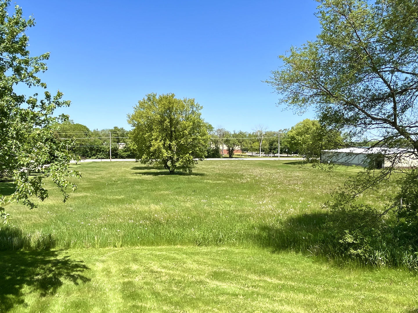 3013 N Us Highway 12 Property Photo 4