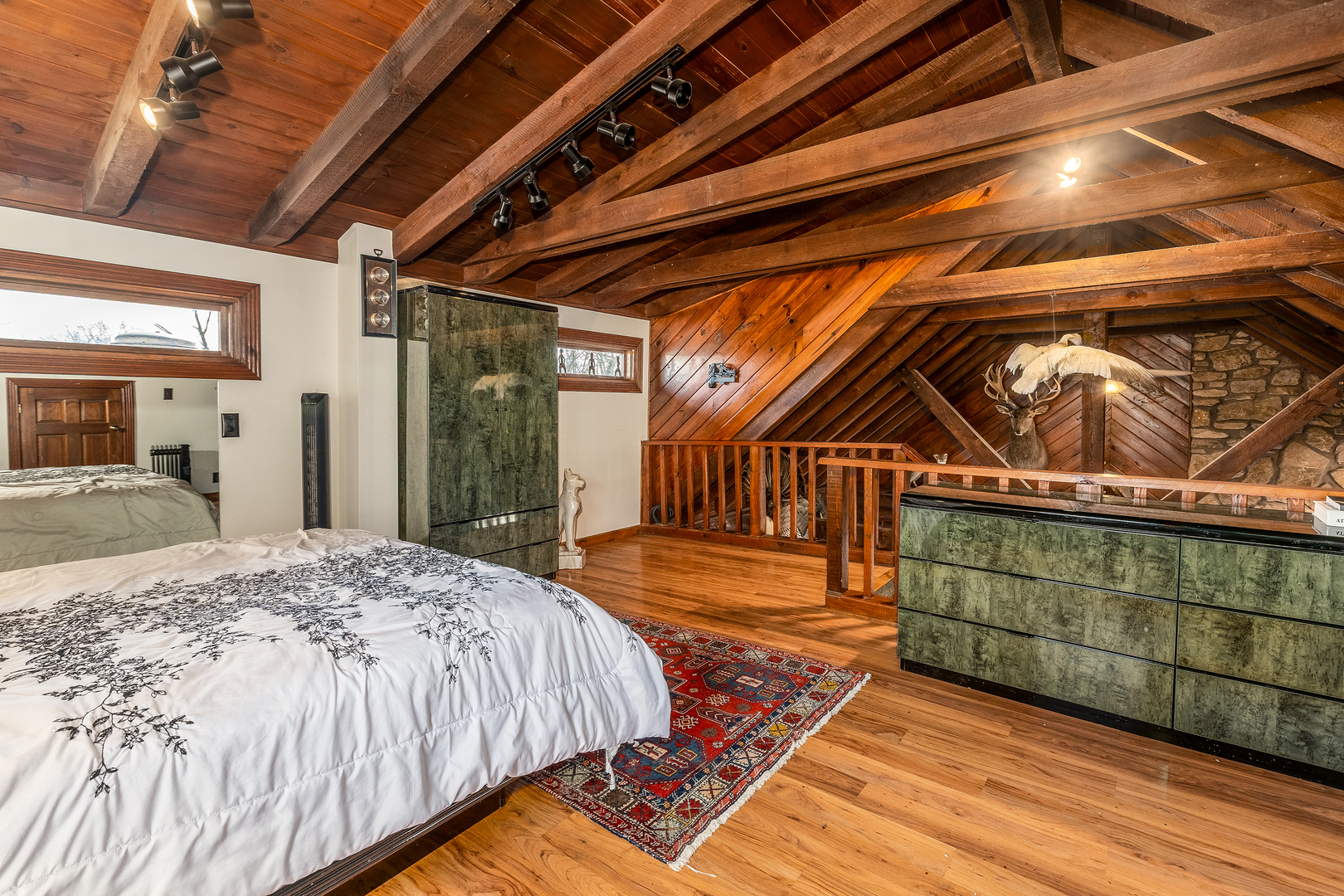 1425 Skyline Drive Property Photo 16