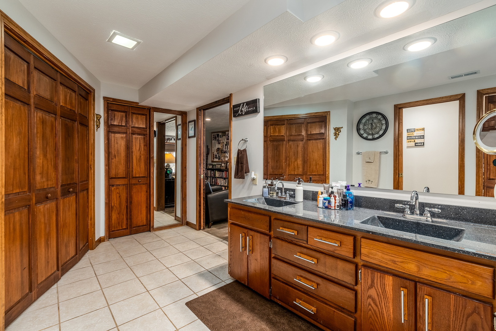 1425 Skyline Drive Property Photo 28