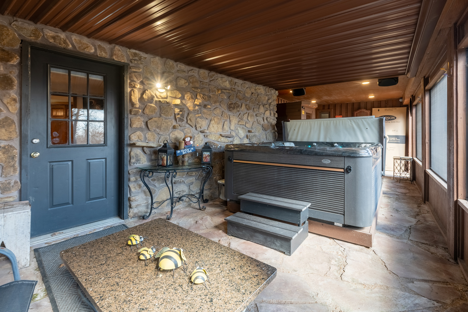 1425 Skyline Drive Property Photo 35